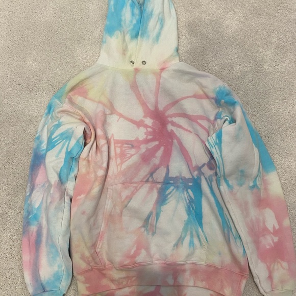 DANNIJO Tops - Dannijo tie dye sweatshirt